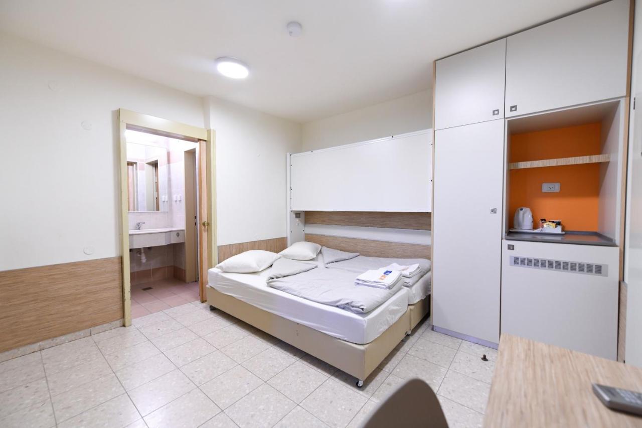 Hi - Arad Hostel Экстерьер фото